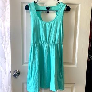 Med turquoise sundress